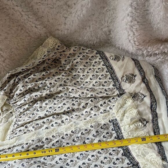 Free People Nomad tunic cotton with lace insert tassels accent size S P - Picture 10 of 11